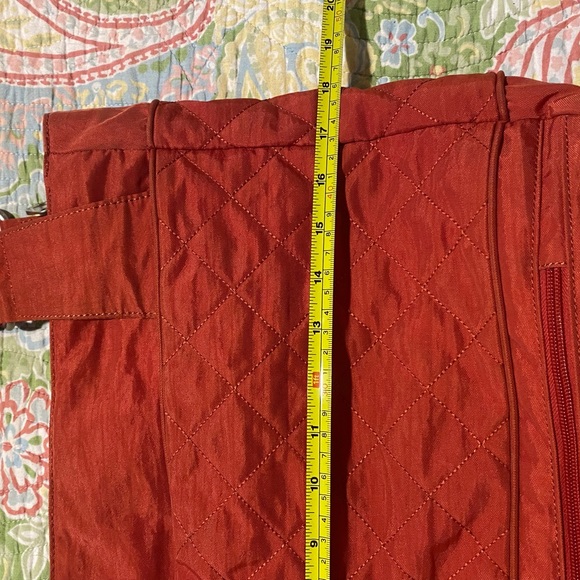 Baggallini Quilted Burnt Orange Purse/Crossbody - Picture 3 of 11